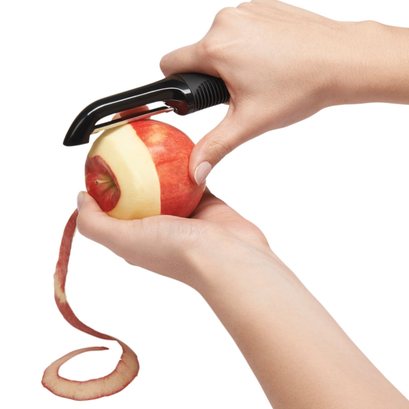 OXO Good Grips Swivel Peeler - iQ living