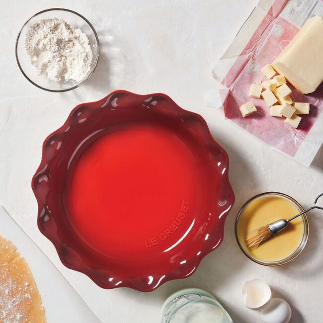 Le Creuset Heritage Fluted Pie Dish 9"