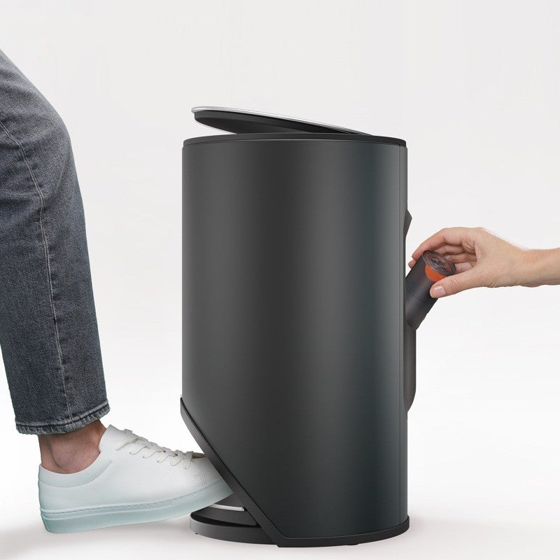 Joseph Joseph Arc Matte Black Waste Can 10L
