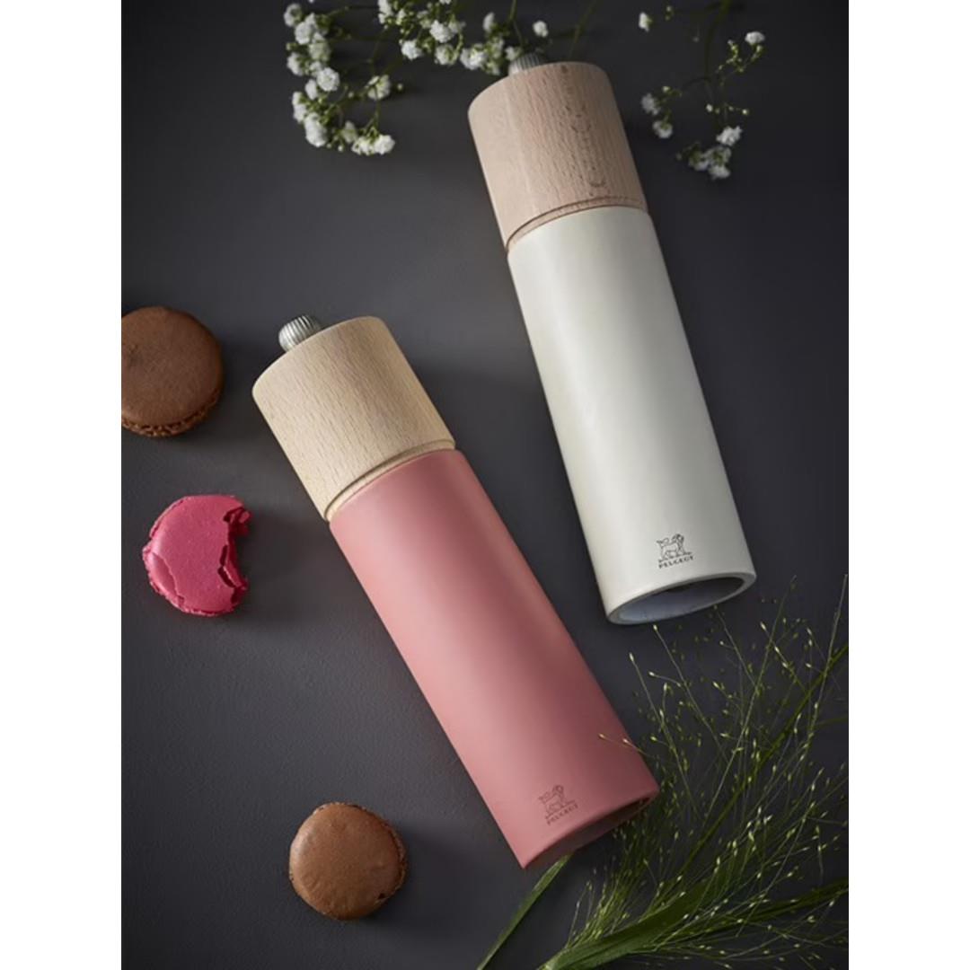 Peugeot Boreal Beech Wood Pepper Mill 8" - iQ living