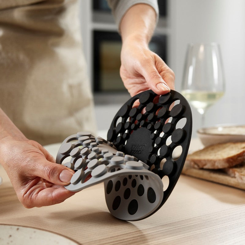 Joseph Joseph Spot On Silicone Trivet Set of 2 - iQ living