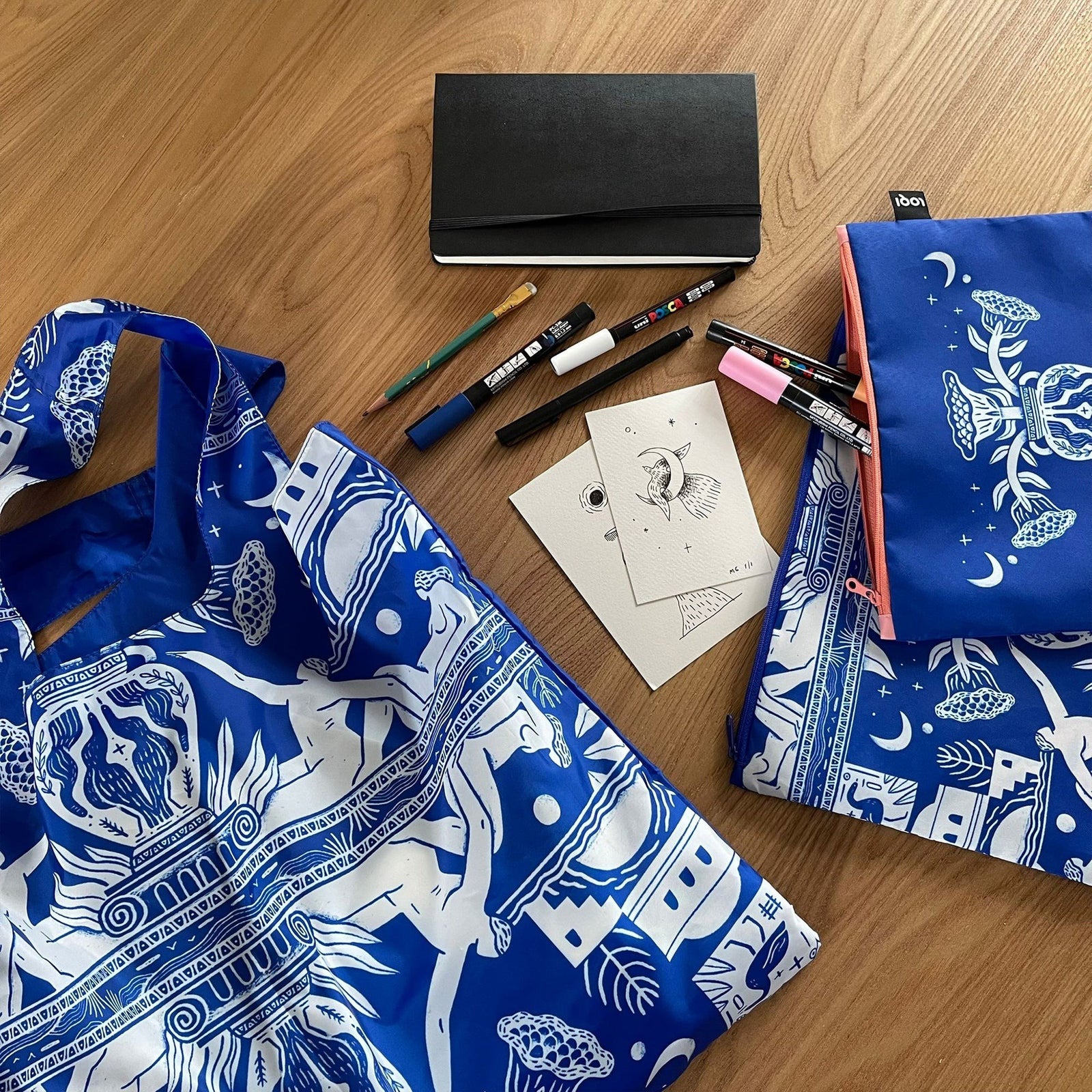 LOQI Tote Bag - Looking Up - iQ living