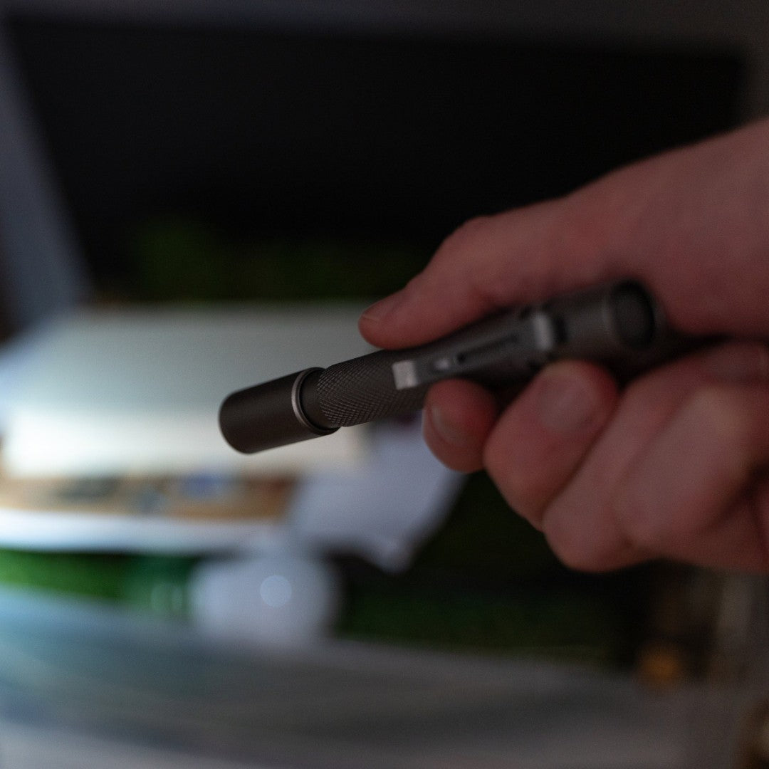 Kikkerland Pocket Flashlight