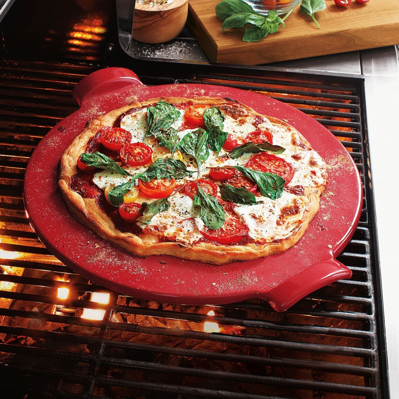 Emile Henry Smooth Pizza Stone Red 14"