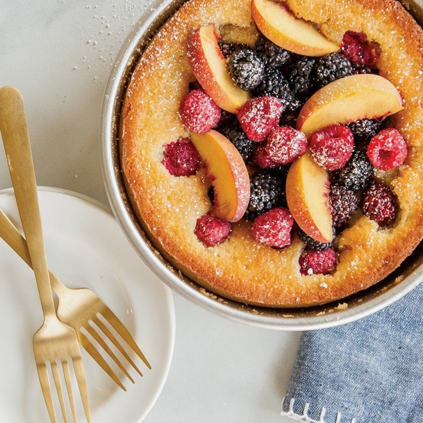 Nordic Ware Naturals Aluminum Round Cake Pan 8" - iQ living