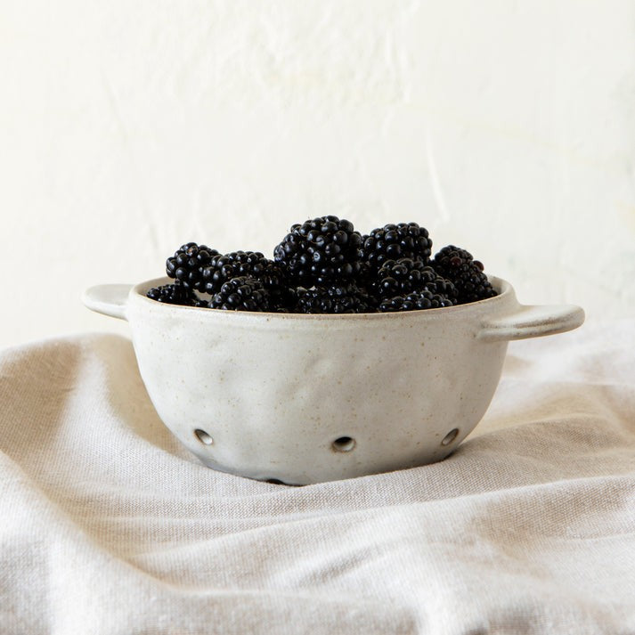 Danica Fruit Bowl Ivory 5"