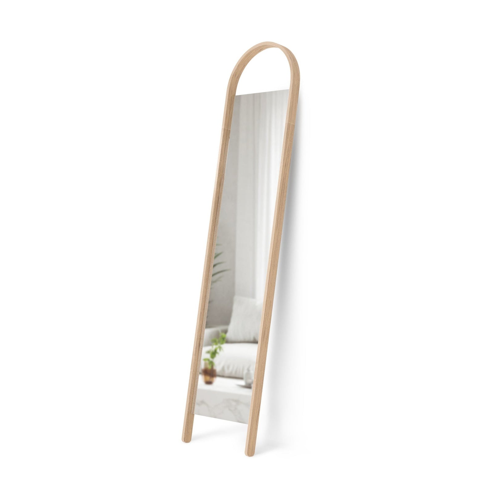 Umbra Bellwood Leaning Mirror - iQ living