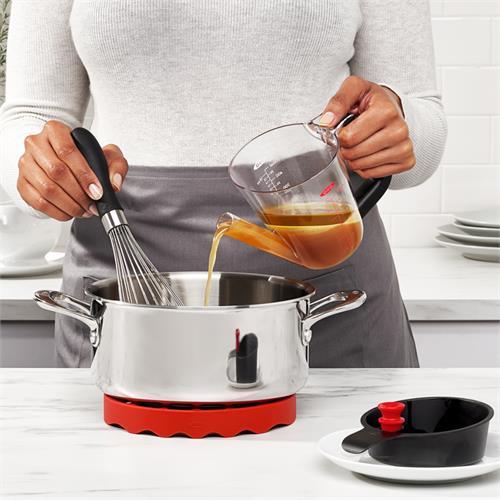 OXO Good Grips 2 Cup Gravy / Fat Separator - iQ living