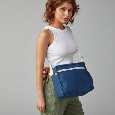 Fluf Crossbody Lunch Bag - Navy Blue