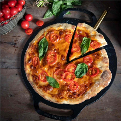 Victoria Cast Iron Pizza Pan 15"