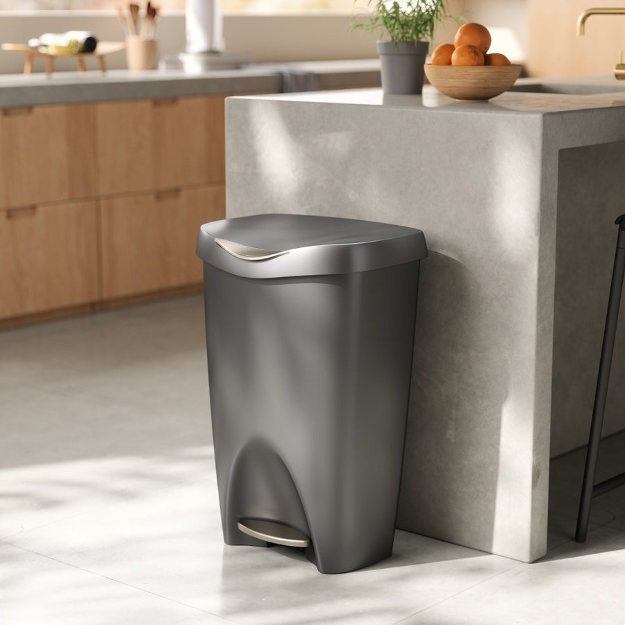Umbra Brim Step Can 50L - iQ living