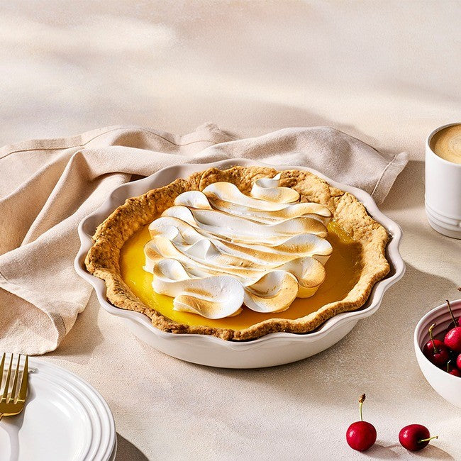 Le Creuset Heritage Fluted Pie Dish 9"