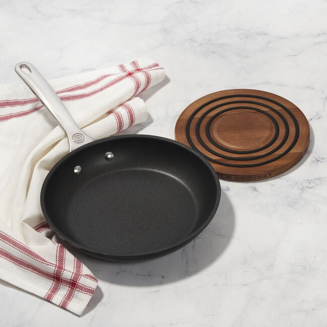 Le Creuset Wooden Magnetic Trivet 8"