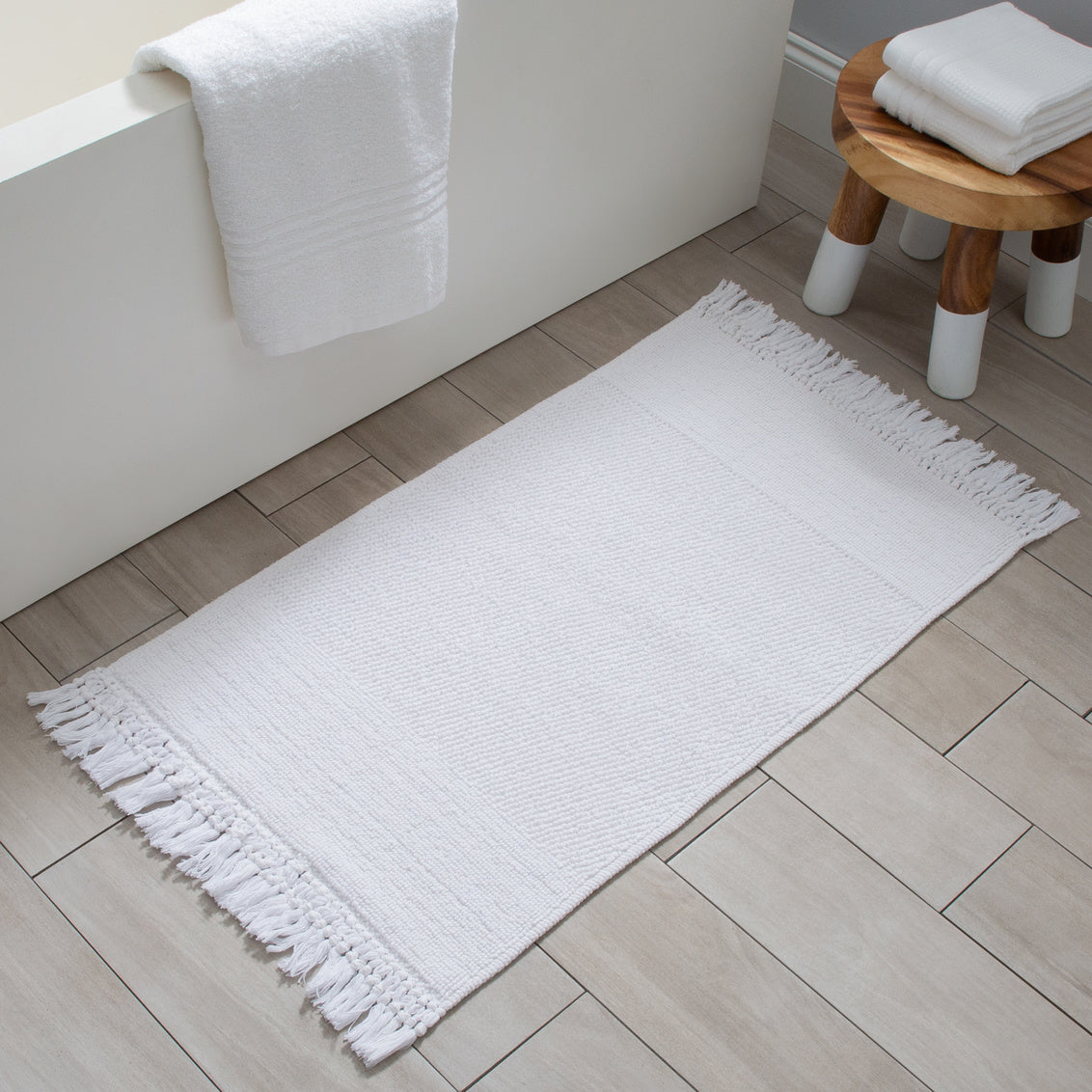Moda At Home Carlaw Bath Mat White
