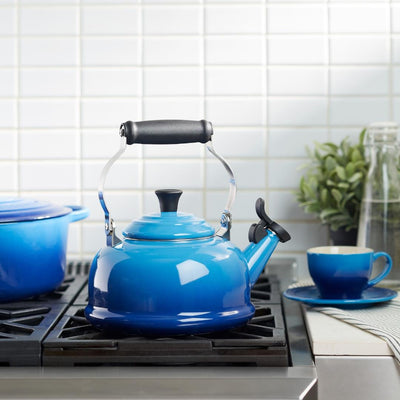 Le Creuset 1.6L Classic Whistling Tea Kettle