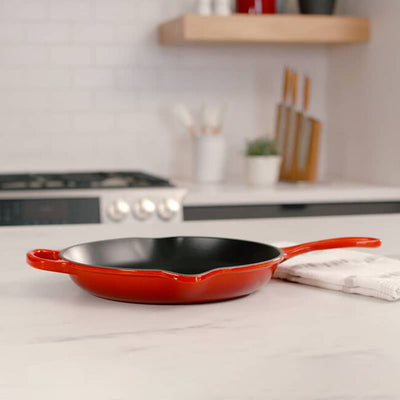 Le Creuset Enameled Cast Iron Round Skillet 10"