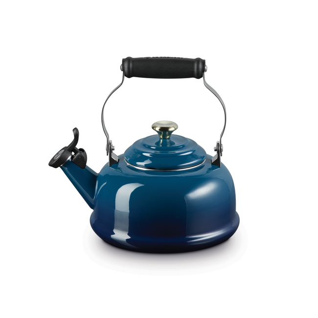 Le Creuset 1.6L Classic Whistling Tea Kettle
