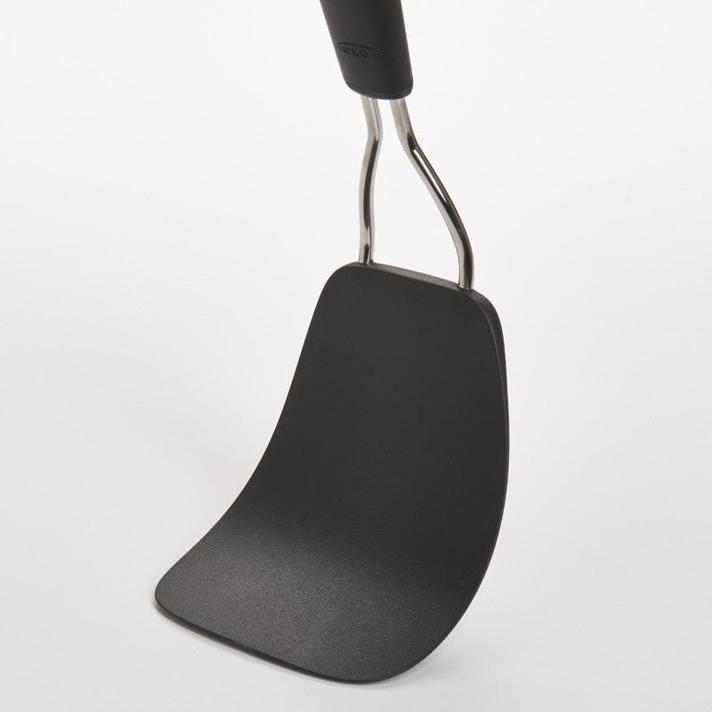 OXO Good Grips Large Nylon Flexible Turner - iQ living