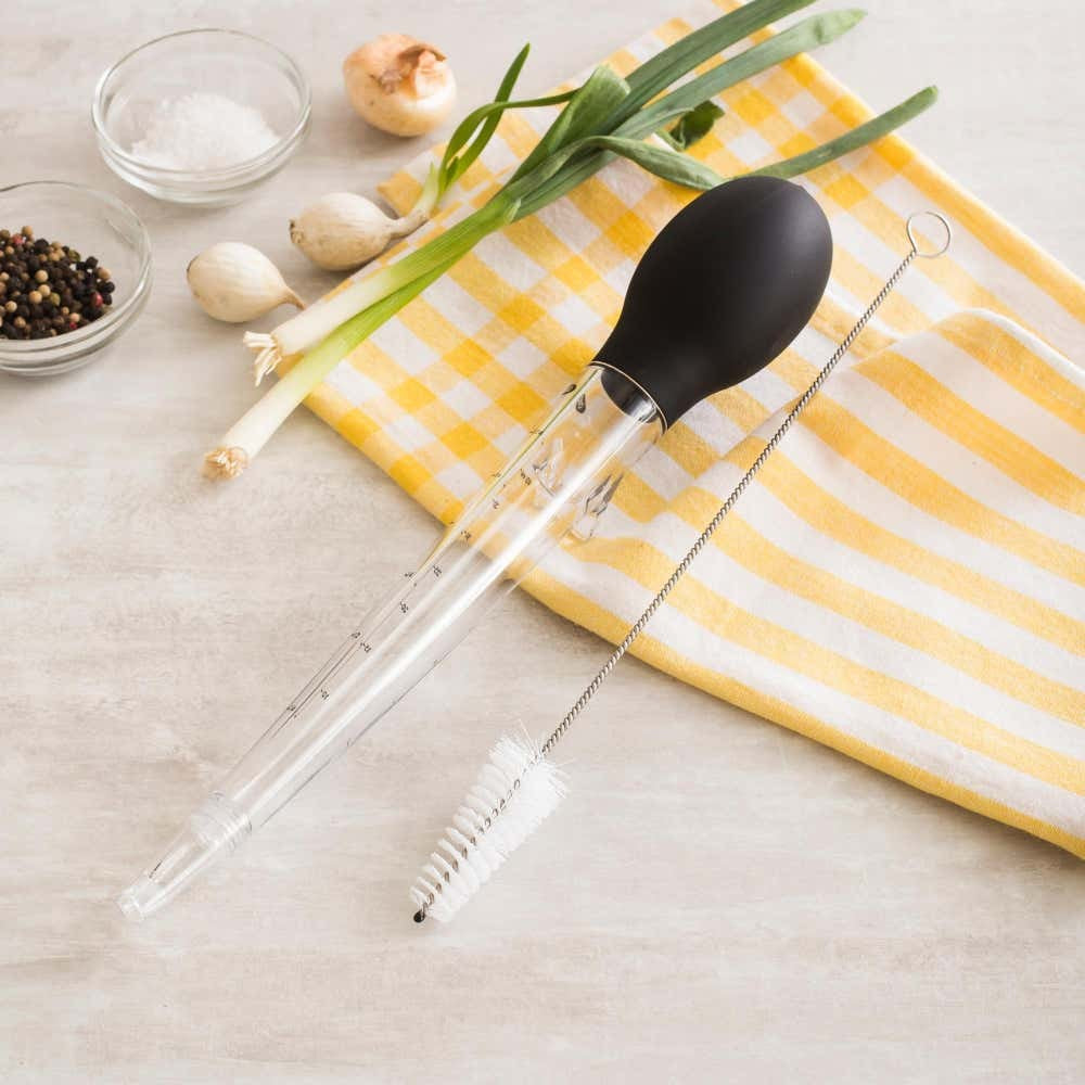 OXO Good Grips Angled Poultry Baster - iQ living