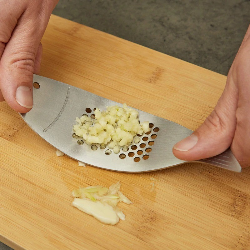 Kikkerland Fish Garlic Press