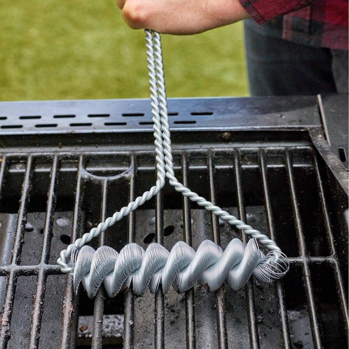 Outset Coil Grill Brush 21"