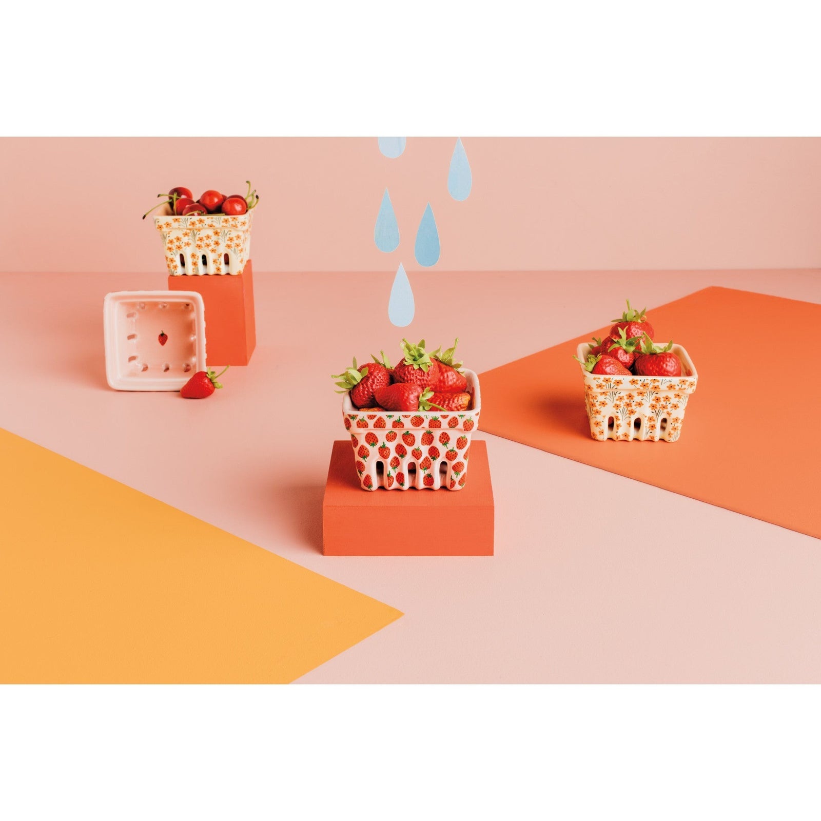 Danica Berry Basket Strawberries - iQ living