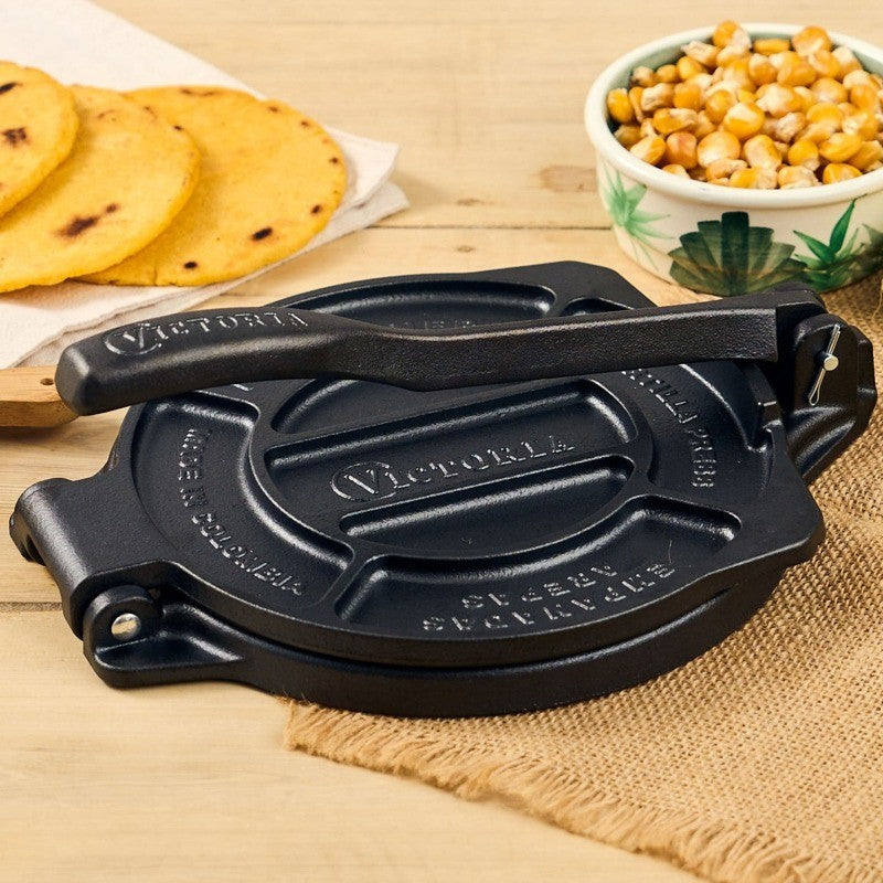 Victoria Cast Iron Tortilla Press - iQ living