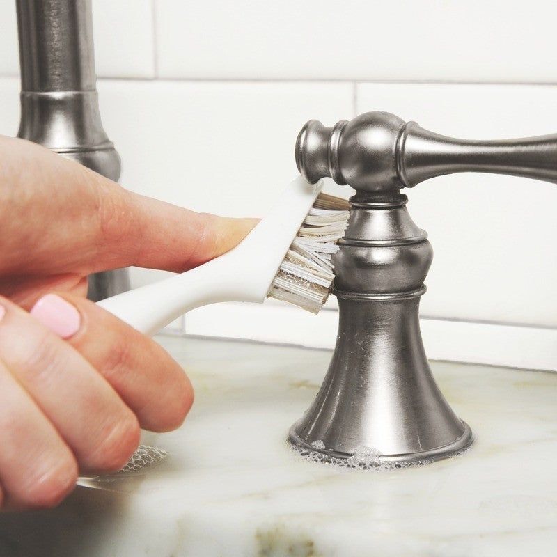 Full Circle Micro Manager Detail Scrub Brush - iQ living