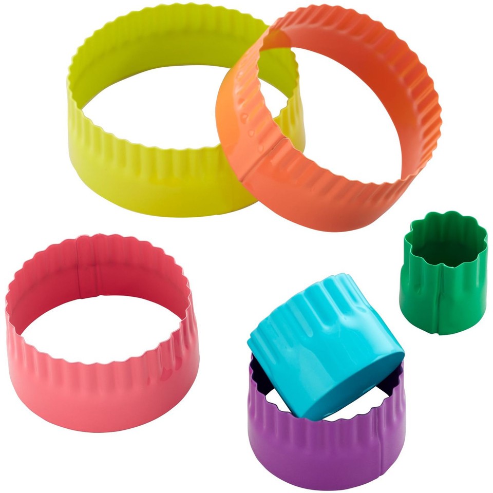 Wilton Double-Sided Round Cookie Cutter Set Of 6