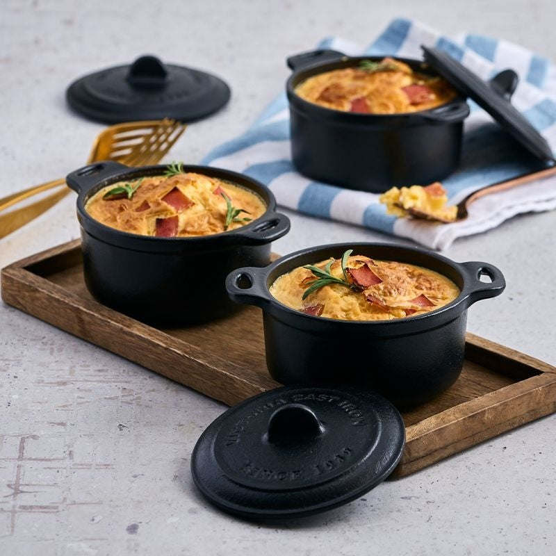 Victoria Cast Iron Mini Cocotte 300ml - iQ living