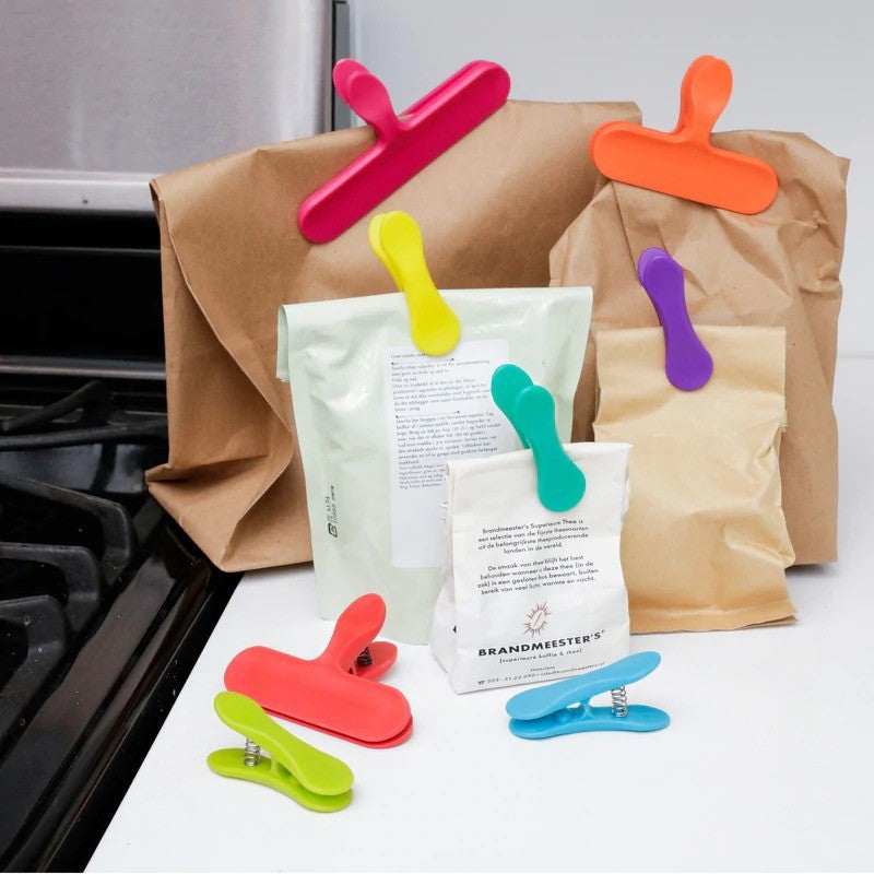 Kikkerland Colour Bag Clips Pack of 8 - iQ living