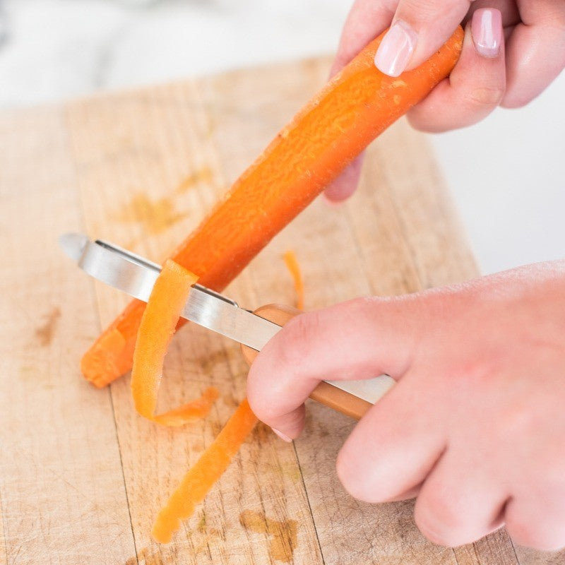 Full Circle Kraft Peel Out Vegetable Peeler - iQ living
