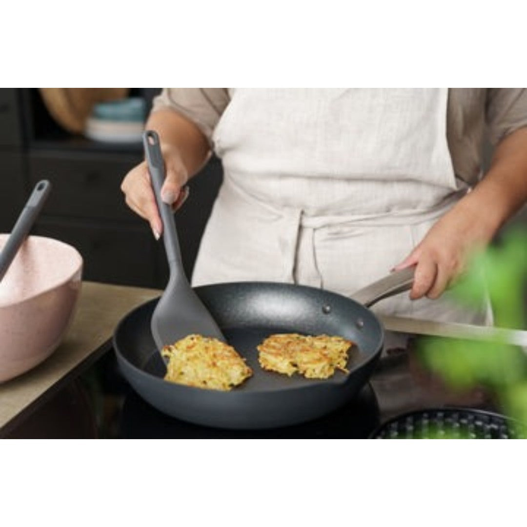 Zyliss Cleverly Sustainable Angled Turner - iQ living