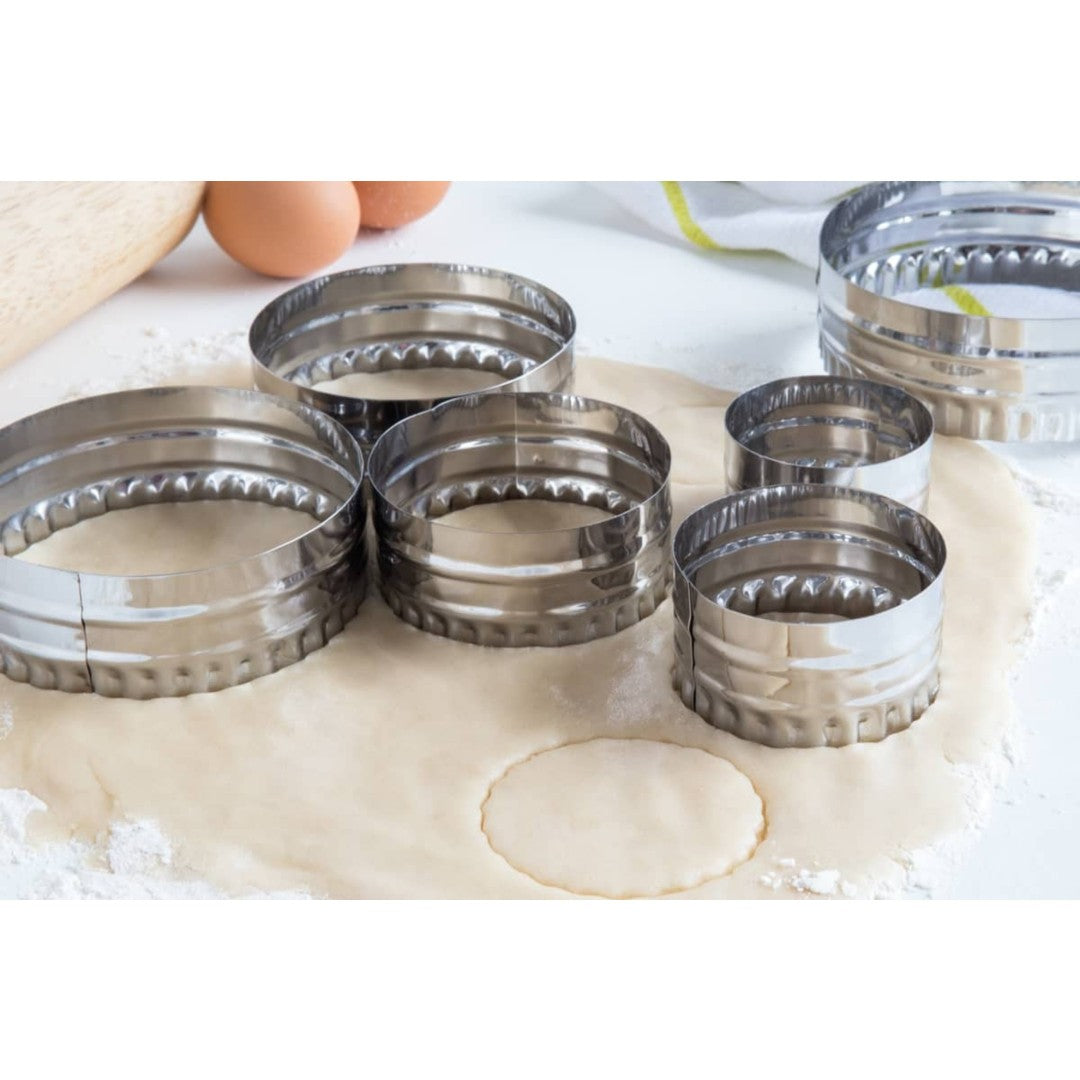 Fox Run Plain & Crinkled Cookie Cutter Set Of 6 - iQ living
