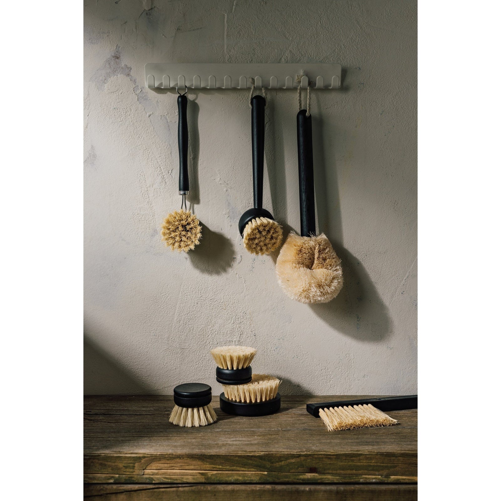 Danica Sisal Angled Dish Brush - iQ living