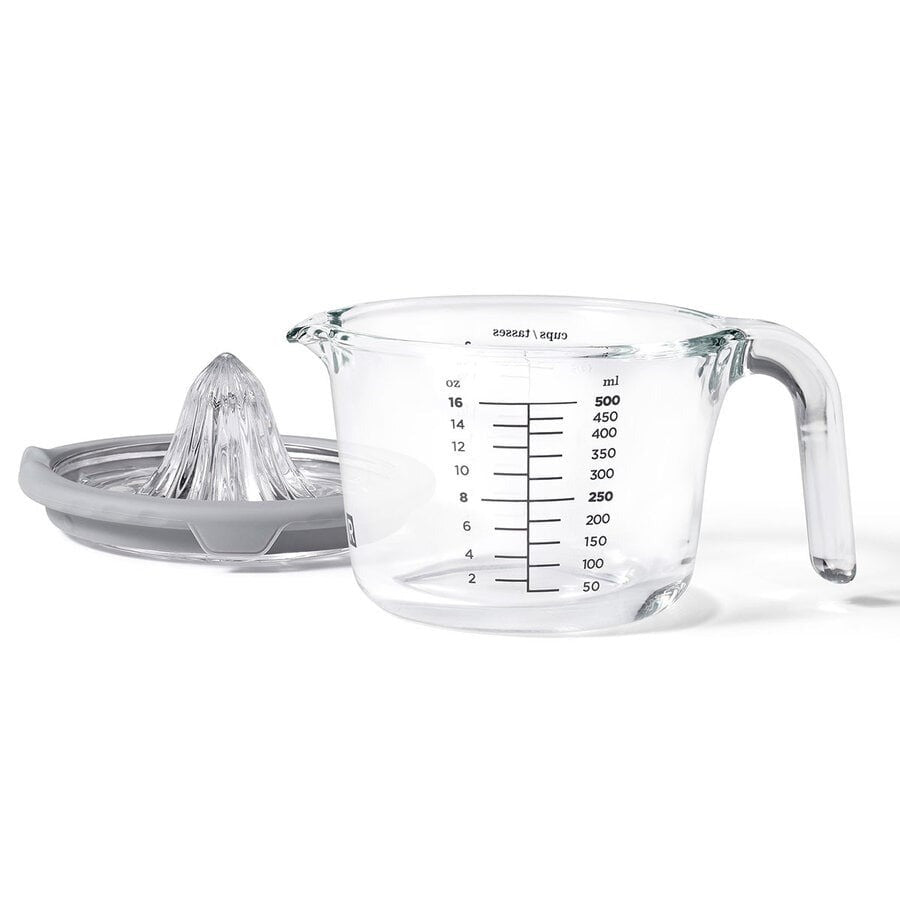 Ricado Measuring Cup With Citrus Juicer