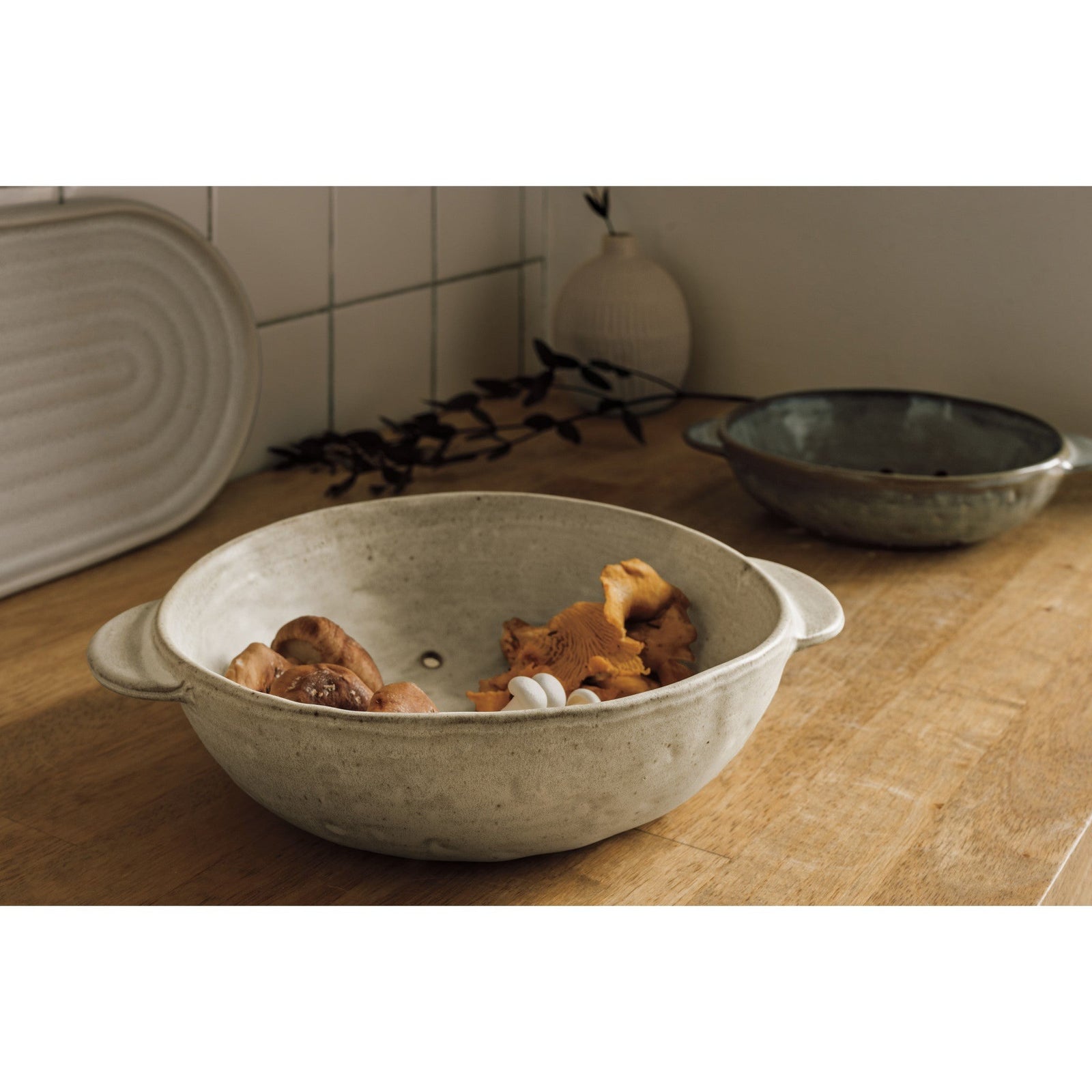 Danica Stoneware Fruit Bowl Ivory 9" - iQ living
