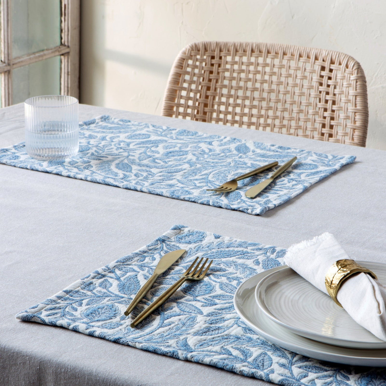 Danica Placemat Larkspur Topiary 13" x 19"