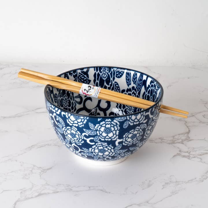 Urban Tokyo 20oz Noodle Bowl & Chopsticks - Botan Flower