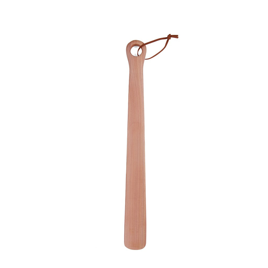 Kikkerland Cedar Shoe Horn - iQ living