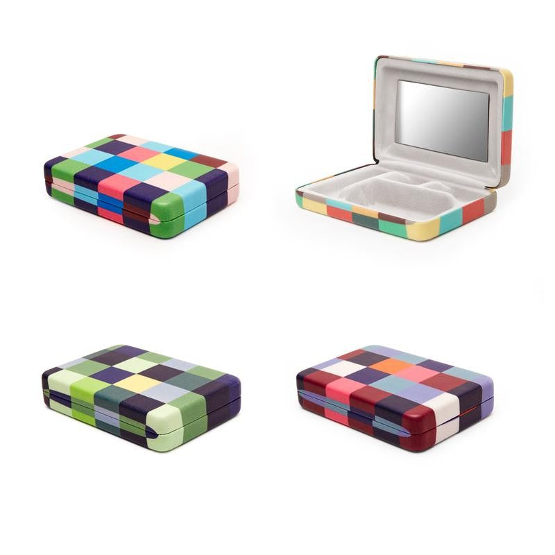 Kikkerland Plaid Travel Jewelry Case - iQ living