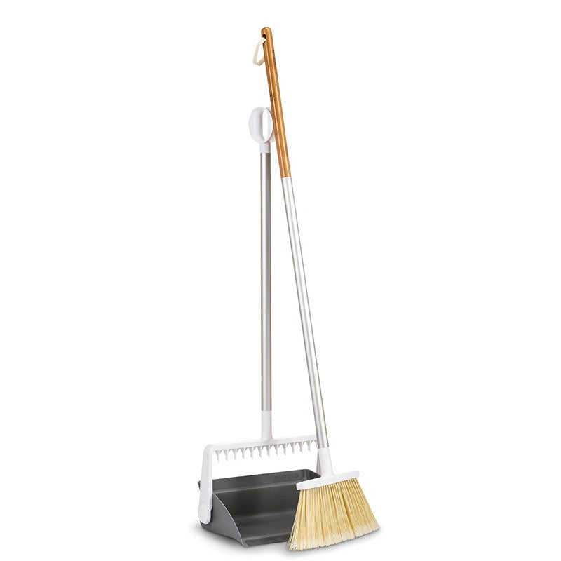 Full Circle Tag Team Easy-Empty Broom Sweep Set