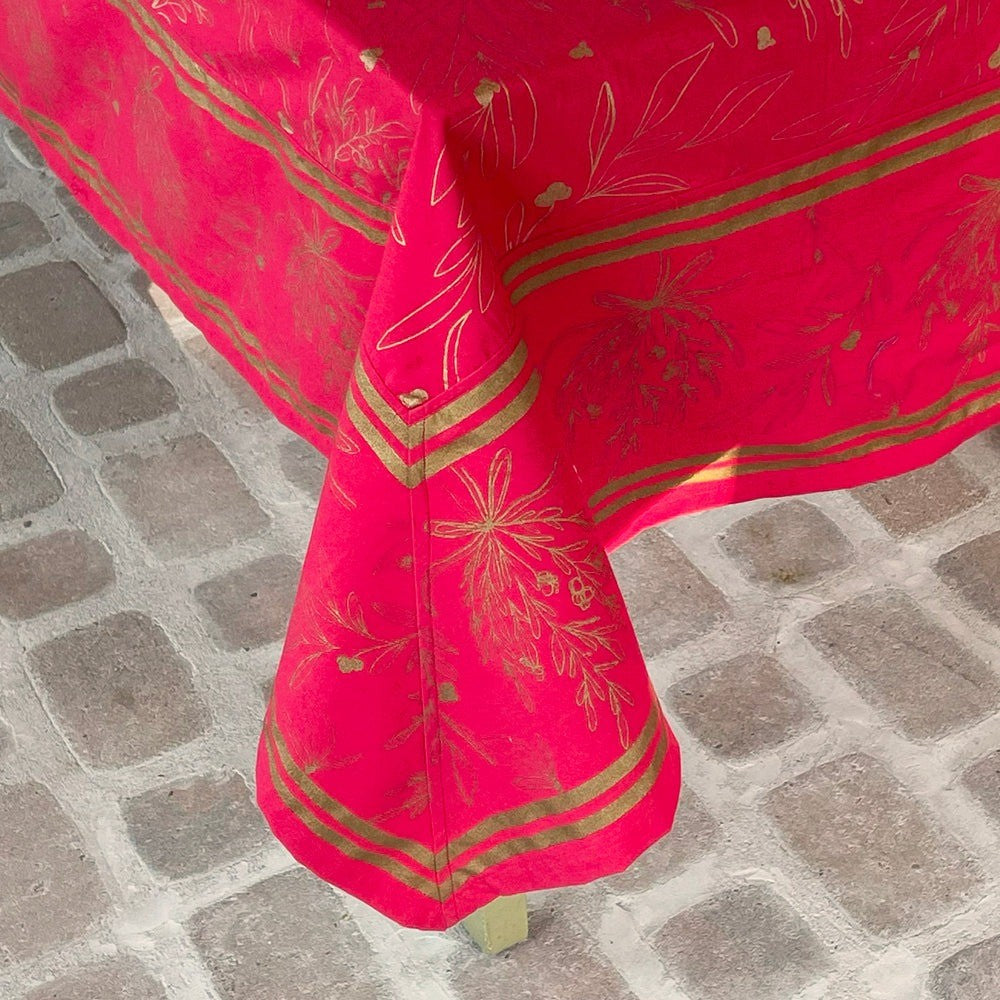 Mahogany Tablecloth Glitter Red