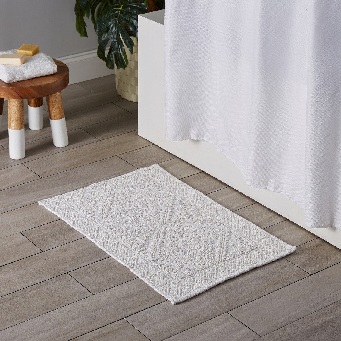 Moda At Home Tavira Bath Mat - iQ living