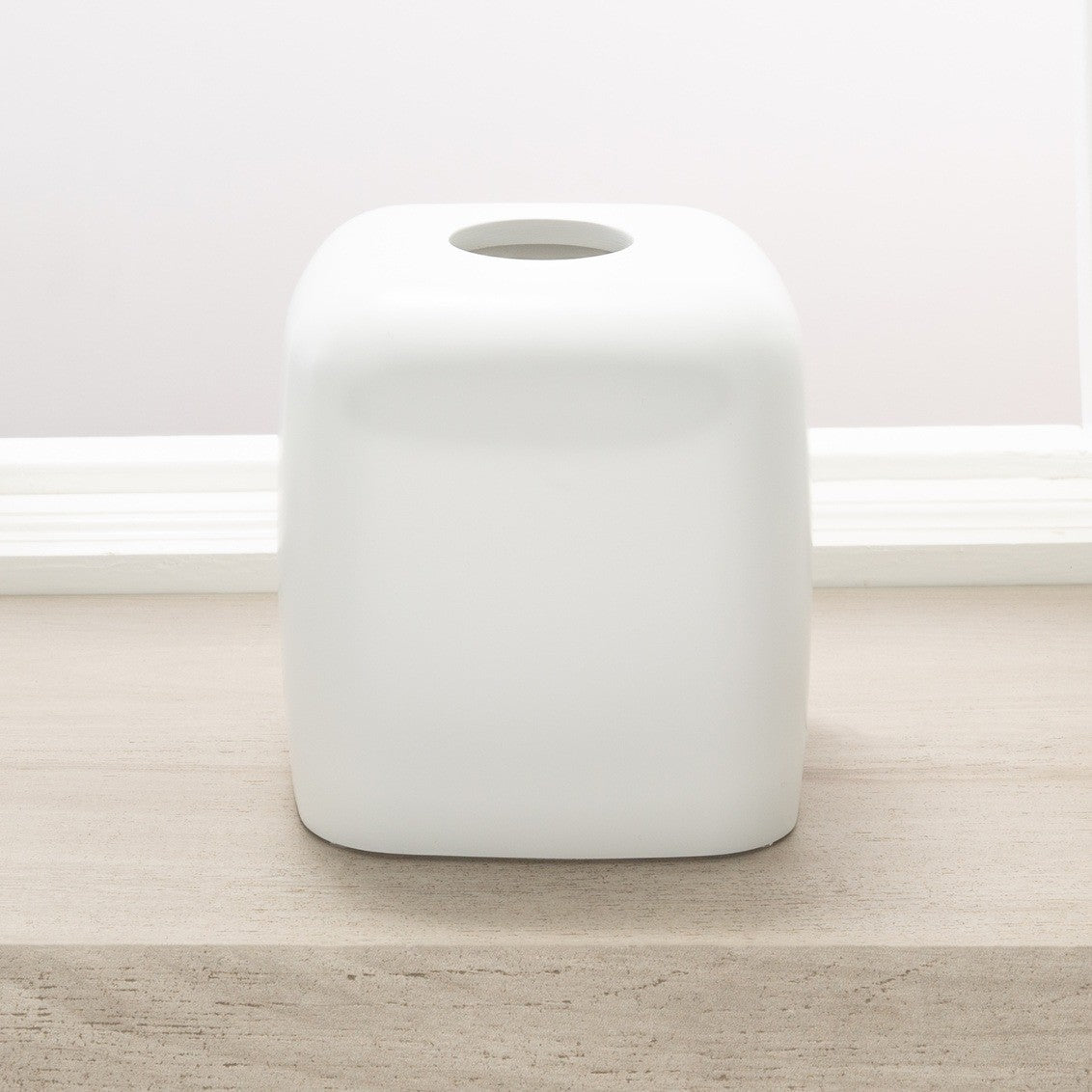 Moda At Home Sophia Tissue Box