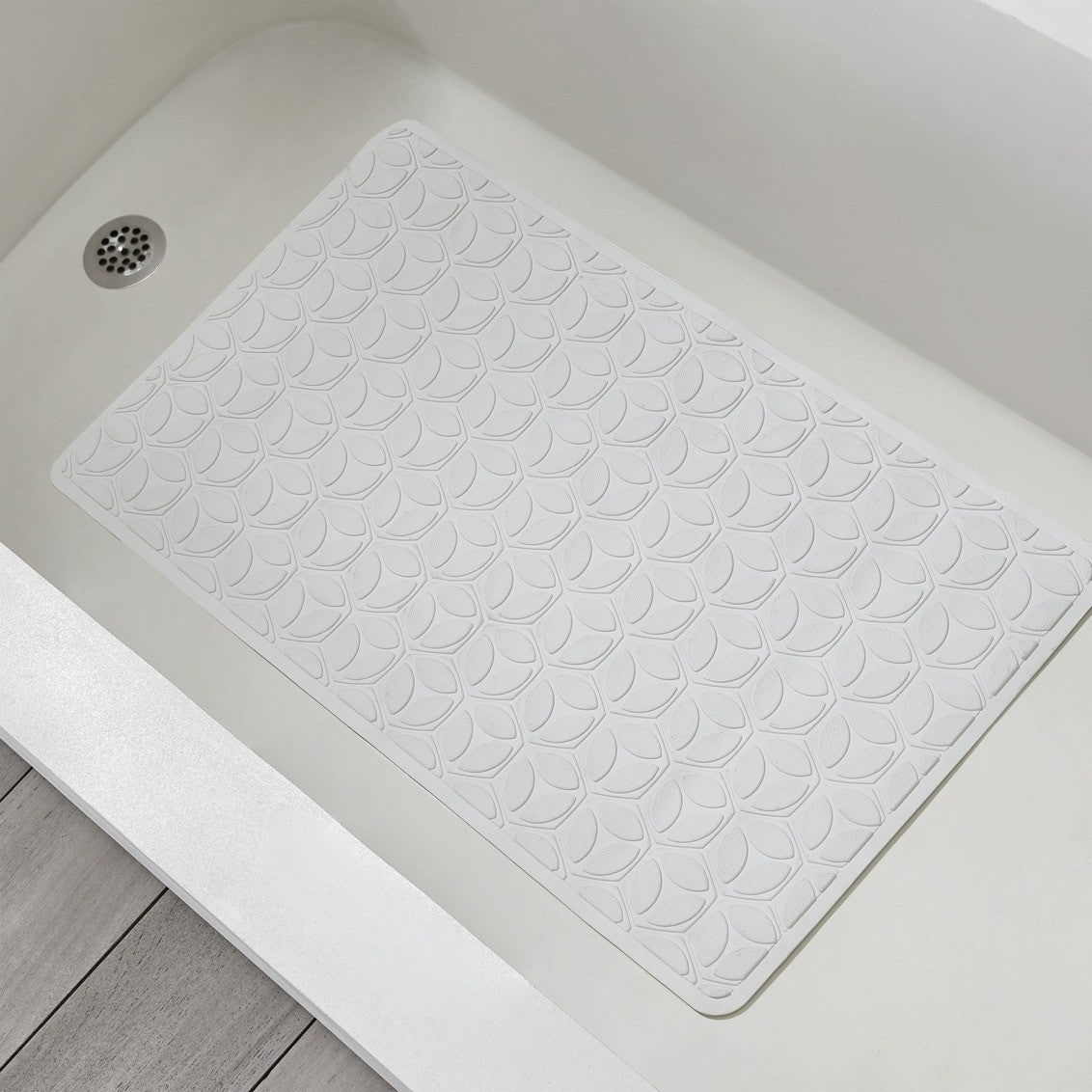 Moda At Home Bathtub Mat Anatolia 15" x 27"