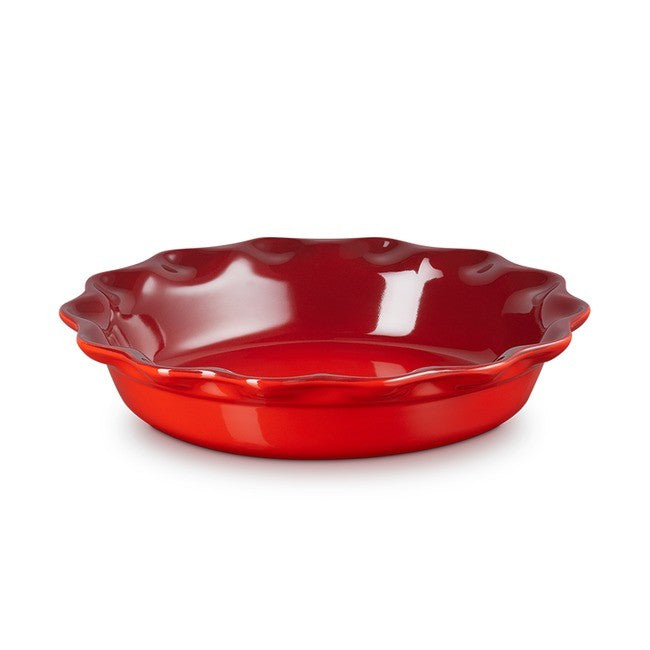 Le Creuset Heritage Fluted Pie Dish 9"