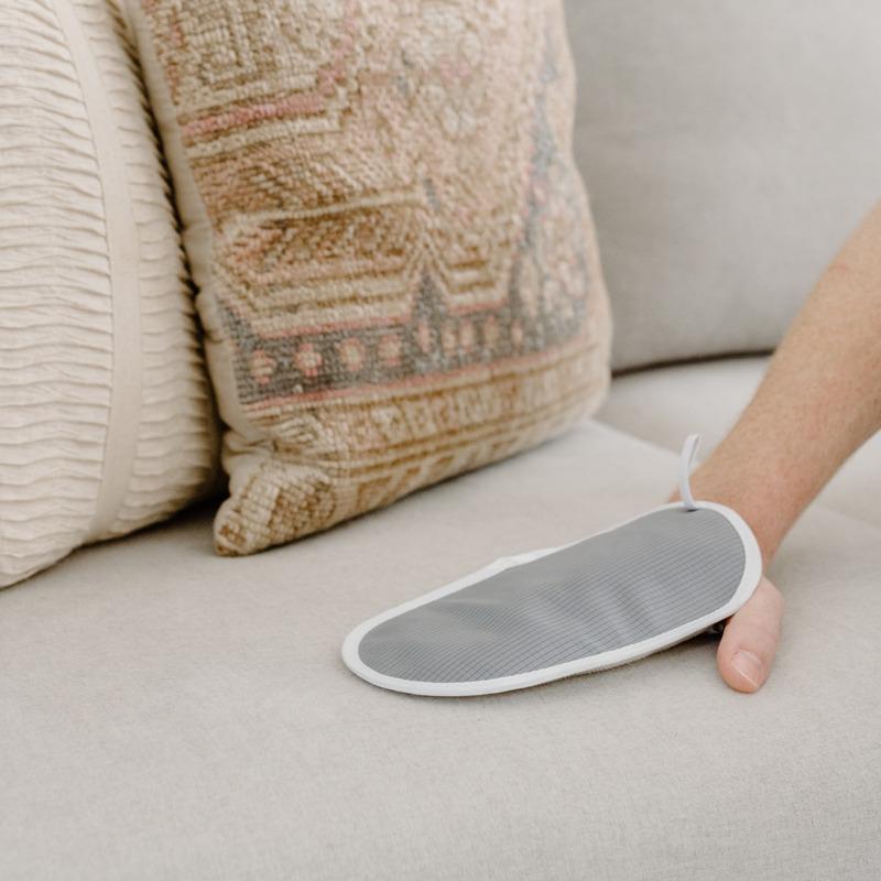 Full Circle 'Loads Of Fun' Static & Lint Removing Mitt
